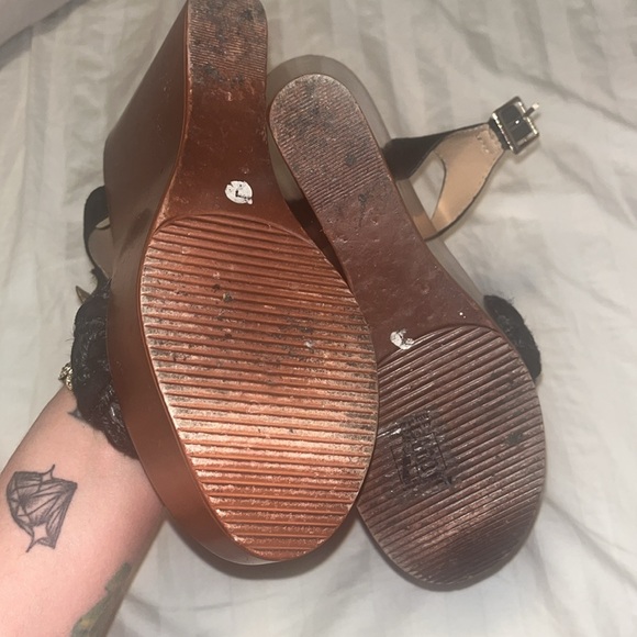 Platform wedge heels - Picture 4 of 4